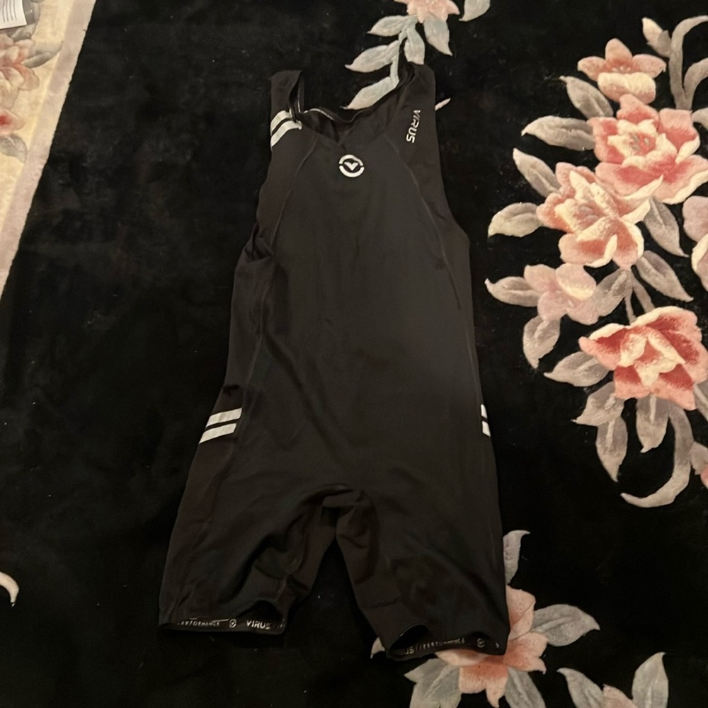 Virus weightlifting singlet